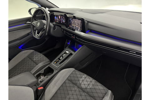Volkswagen Golf 1.5 eTSI R-Line 162PK DSG Pano Trekhaak Sfeer Virtual Clima LED Carplay Navi PDC 18"LMV Stoel/Stuurverwarming