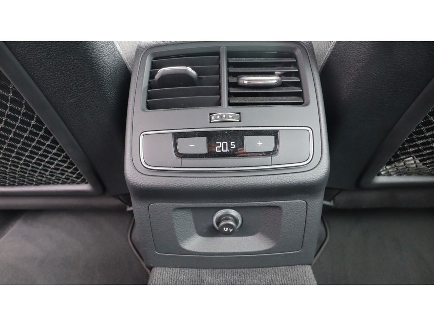 Audi A4 Avant 2.0 T MHEV Sp L.E | 192PK | Sprot | 3 zone Clima | Led