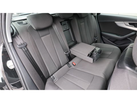 Audi A4 Avant 2.0 T MHEV Sp L.E | 192PK | Sprot | 3 zone Clima | Led