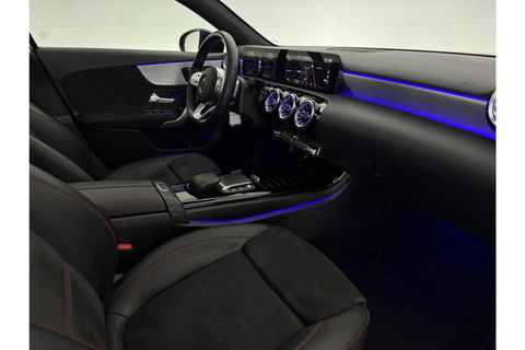 Mercedes-Benz A-Klasse 180 AMG Pano Sfeer Burmester Camera Virtual LED Memory Seats Clima Cruise Navi PDC 18''LMV