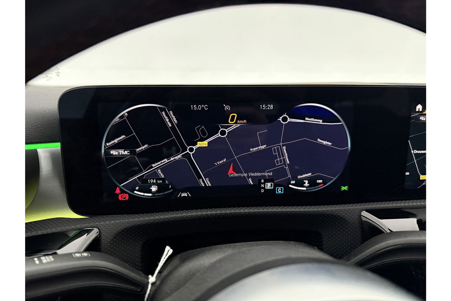 Mercedes-Benz A-Klasse 180 AMG Pano Sfeer Burmester Camera Virtual LED Memory Seats Clima Cruise Navi PDC 18''LMV