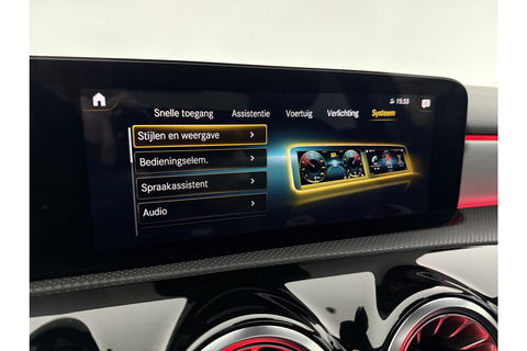 Mercedes-Benz A-Klasse 180 AMG Pano Sfeer Burmester Camera Virtual LED Memory Seats Clima Cruise Navi PDC 18''LMV
