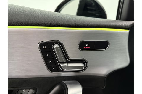 Mercedes-Benz A-Klasse 180 AMG Pano Sfeer Burmester Camera Virtual LED Memory Seats Clima Cruise Navi PDC 18''LMV