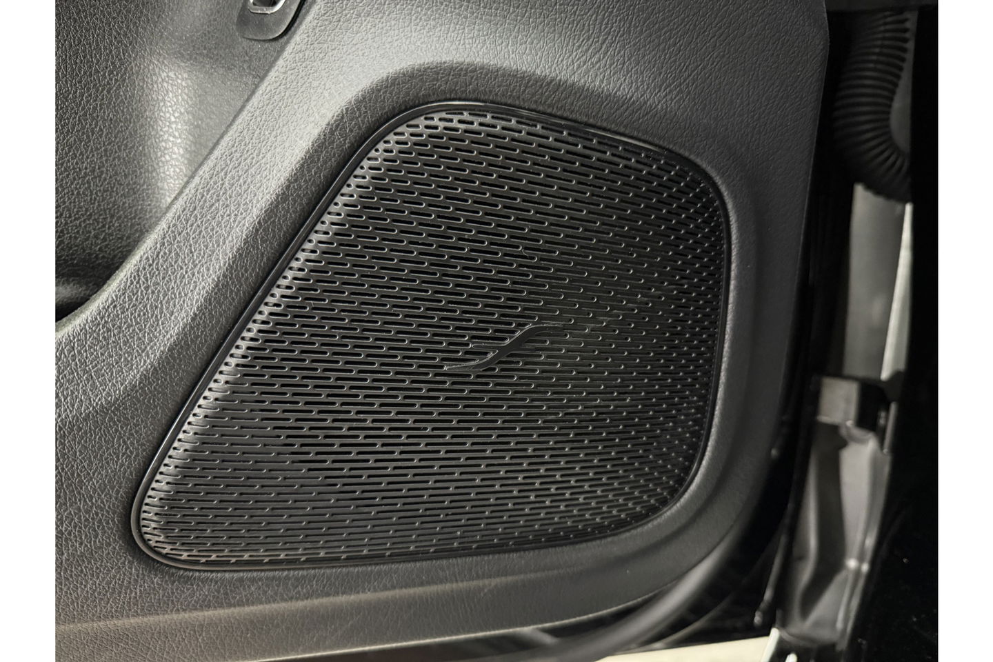Mercedes-Benz A-Klasse 180 AMG Pano Sfeer Burmester Camera Virtual LED Memory Seats Clima Cruise Navi PDC 18''LMV