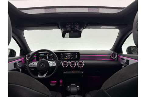 Mercedes-Benz A-Klasse 180 AMG Pano Sfeer Burmester Camera Virtual LED Memory Seats Clima Cruise Navi PDC 18''LMV