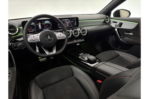 Mercedes-Benz A-Klasse 180 AMG Pano Sfeer Burmester Camera Virtual LED Memory Seats Clima Cruise Navi PDC 18''LMV