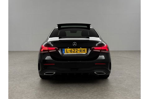 Mercedes-Benz A-Klasse 180 AMG Pano Sfeer Burmester Camera Virtual LED Memory Seats Clima Cruise Navi PDC 18''LMV