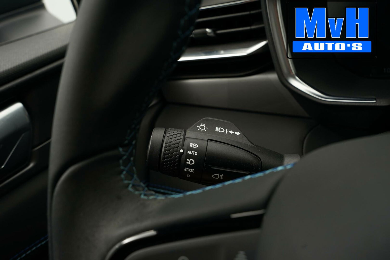 Lynk & Co 01 1.5 Plug-in Hybride|ZWARTE.HEMEL|360ÂșCAM|PANO|NAP
