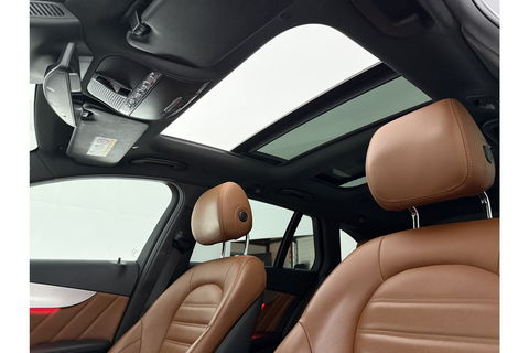 Mercedes-Benz C-Klasse 180 AMG 157PK Pano Trekhaak Sfeerverl. LED Virtual 19"LMV Camera Carplay Cruise Clima Navi Leder PDC