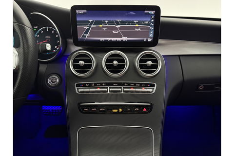 Mercedes-Benz C-Klasse 180 AMG 157PK Pano Trekhaak Sfeerverl. LED Virtual 19"LMV Camera Carplay Cruise Clima Navi Leder PDC