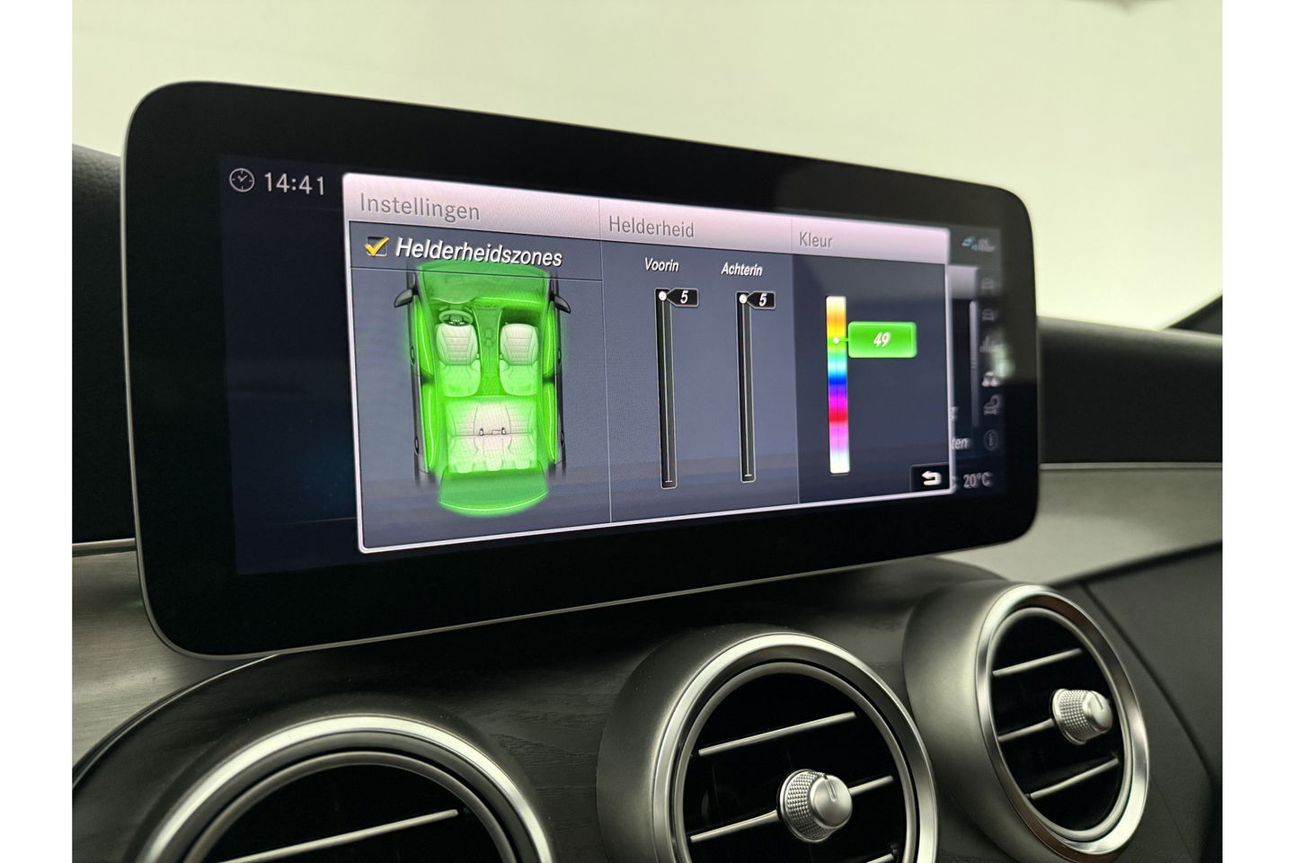 Mercedes-Benz C-Klasse 180 AMG 157PK Pano Trekhaak Sfeerverl. LED Virtual 19"LMV Camera Carplay Cruise Clima Navi Leder PDC