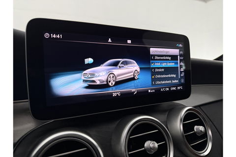 Mercedes-Benz C-Klasse 180 AMG 157PK Pano Trekhaak Sfeerverl. LED Virtual 19"LMV Camera Carplay Cruise Clima Navi Leder PDC