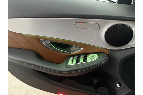 Mercedes-Benz C-Klasse 180 AMG 157PK Pano Trekhaak Sfeerverl. LED Virtual 19"LMV Camera Carplay Cruise Clima Navi Leder PDC