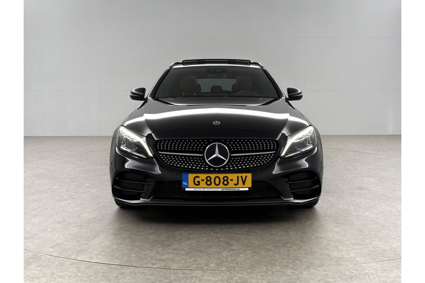 Mercedes-Benz C-Klasse 180 AMG 157PK Pano Trekhaak Sfeerverl. LED Virtual 19"LMV Camera Carplay Cruise Clima Navi Leder PDC