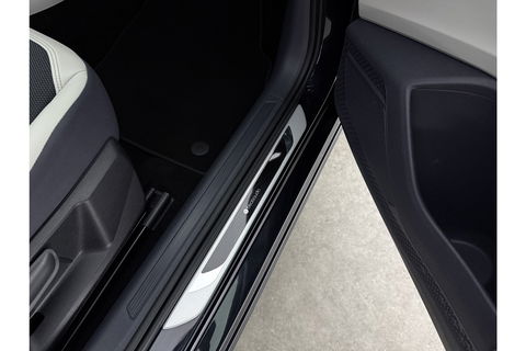 Volkswagen Polo 1.0 TSI DSG Airco Carplay LED Beats-audio Camera Adaptive-Cruise Camera Navi 16"LMV