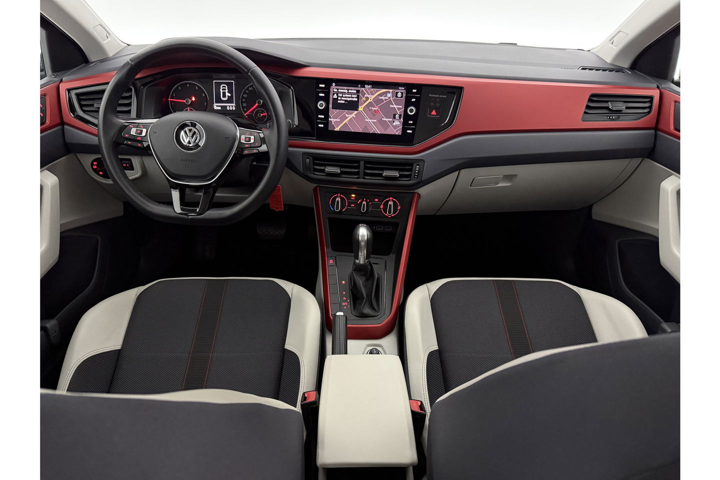 Volkswagen Polo 1.0 TSI DSG Airco Carplay LED Beats-audio Camera Adaptive-Cruise Camera Navi 16"LMV