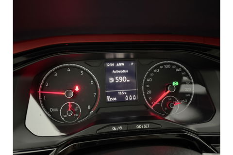 Volkswagen Polo 1.0 TSI DSG Airco Carplay LED Beats-audio Camera Adaptive-Cruise Camera Navi 16"LMV