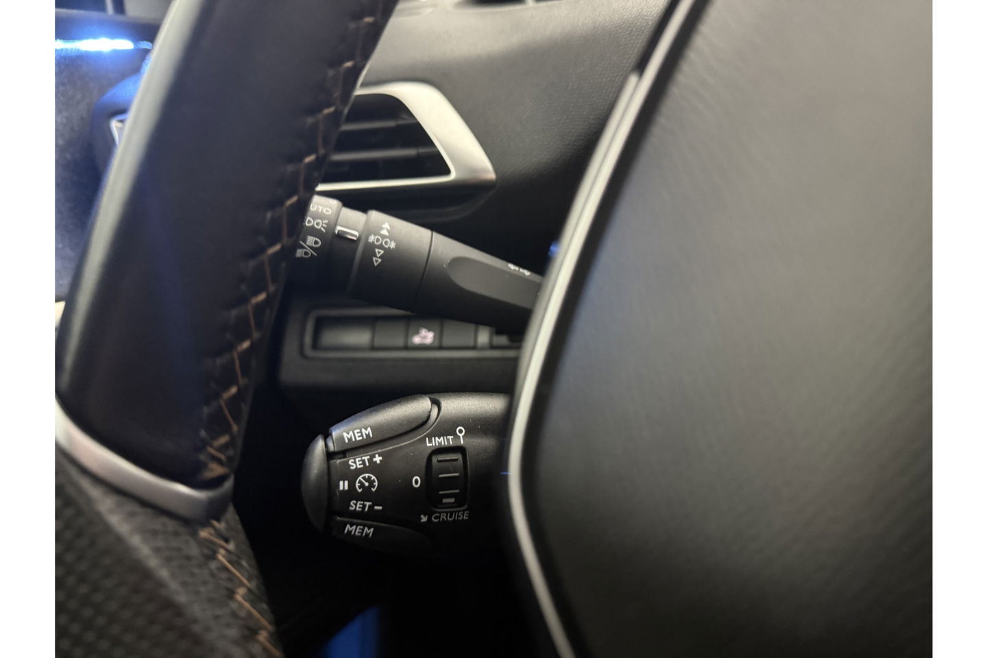Peugeot 5008 1.2 PureTech GT-Line 7 Persoons Pano Sfeer 360Camera Virtual Carplay LED Clima Cruise Navi PDC 19''LMV
