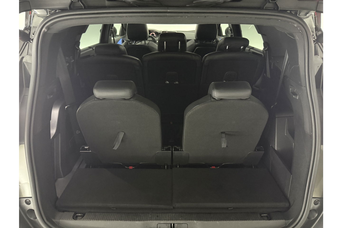 Peugeot 5008 1.2 PureTech GT-Line 7 Persoons Pano Sfeer 360Camera Virtual Carplay LED Clima Cruise Navi PDC 19''LMV