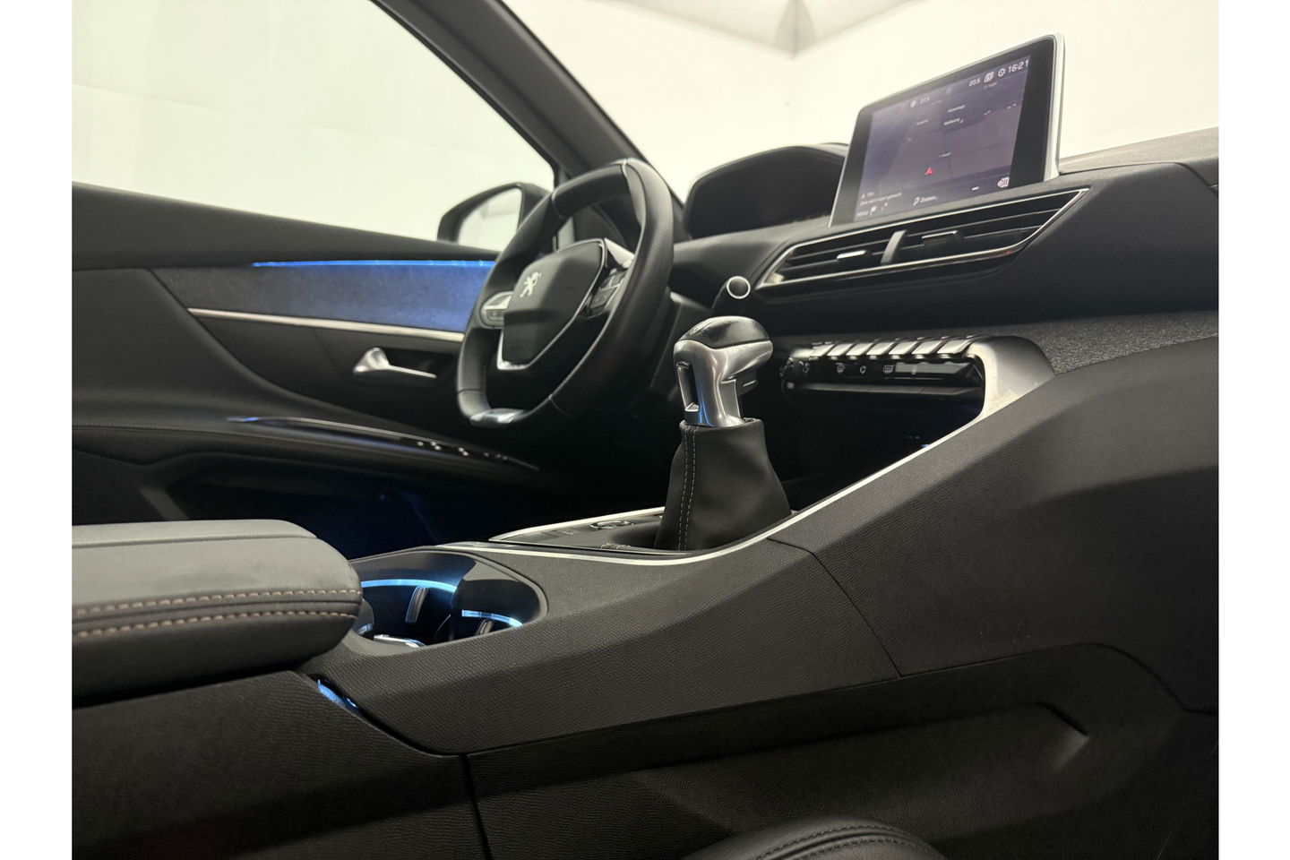 Peugeot 5008 1.2 PureTech GT-Line 7 Persoons Pano Sfeer 360Camera Virtual Carplay LED Clima Cruise Navi PDC 19''LMV