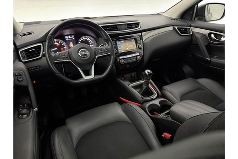 Nissan QASHQAI 1.2 Business Edition 360Camera Panoview LED Clima Cruise Trekhaak PDC 17"LMV Navi Stoelverwarming