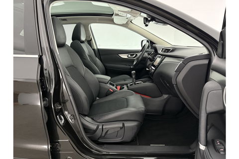 Nissan QASHQAI 1.2 Business Edition 360Camera Panoview LED Clima Cruise Trekhaak PDC 17"LMV Navi Stoelverwarming