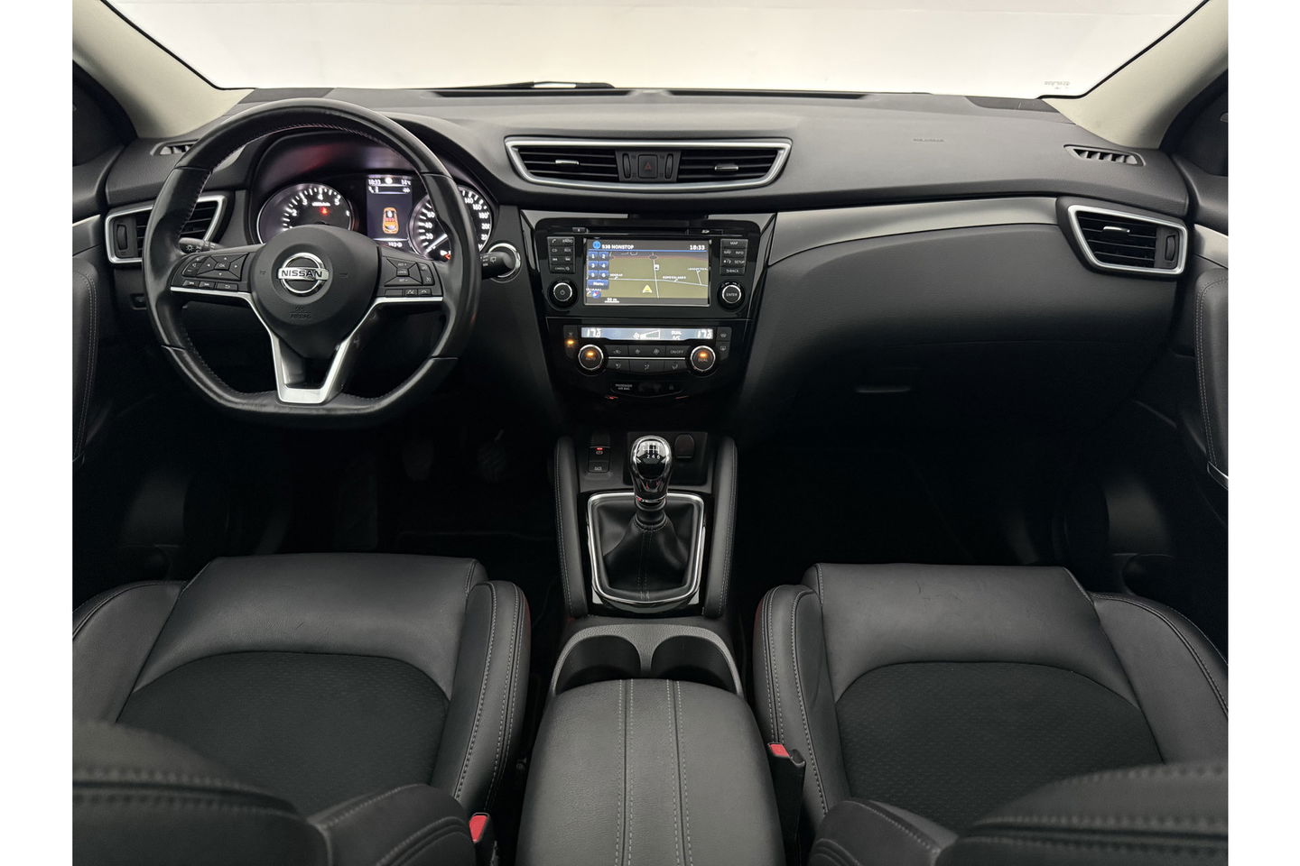 Nissan QASHQAI 1.2 Business Edition 360Camera Panoview LED Clima Cruise Trekhaak PDC 17"LMV Navi Stoelverwarming