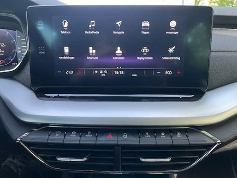 Škoda Octavia Combi 1.4 TSI iV PHEV Style | LEDER/STOF | CAMERA | ADAPTIVE CRUISE | LED