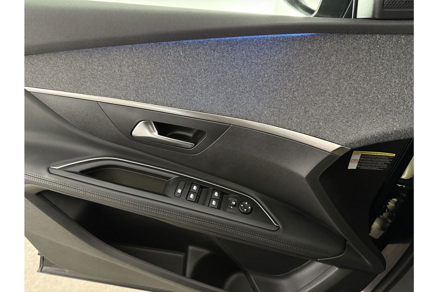Peugeot 5008 1.2 PureTech | 7 Persoons | LED Sfeerverl. 360 Camera Carplay Cruise Virtual Navigatie 19"LMV PDC