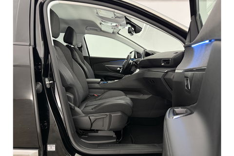 Peugeot 5008 1.2 PureTech | 7 Persoons | LED Sfeerverl. 360 Camera Carplay Cruise Virtual Navigatie 19"LMV PDC