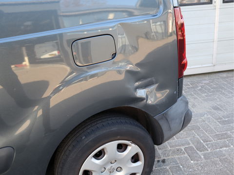 Peugeot Partner 1.6 HDI Euro 5 - Imperiaal - Airco - MARGE