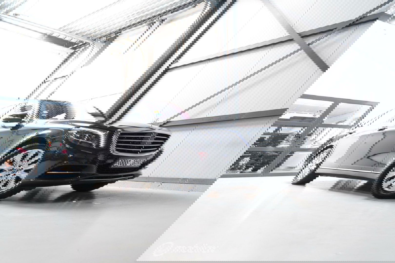 Mercedes-Benz S-Klasse 350 Prestige Plus | Massage | NAP NL auto | 2e eigenaar | Nightvision | Softclose | Burmester | Adaptive | Panorama | Trekhaak |
