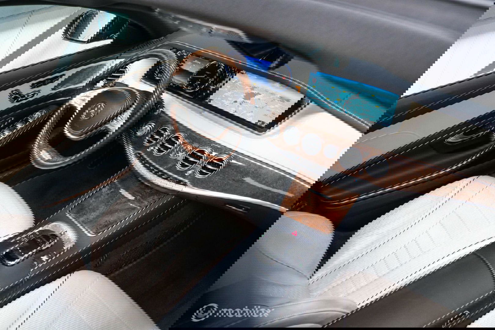 Mercedes-Benz S-Klasse 350 Prestige Plus | Massage | NAP NL auto | 2e eigenaar | Nightvision | Softclose | Burmester | Adaptive | Panorama | Trekhaak |