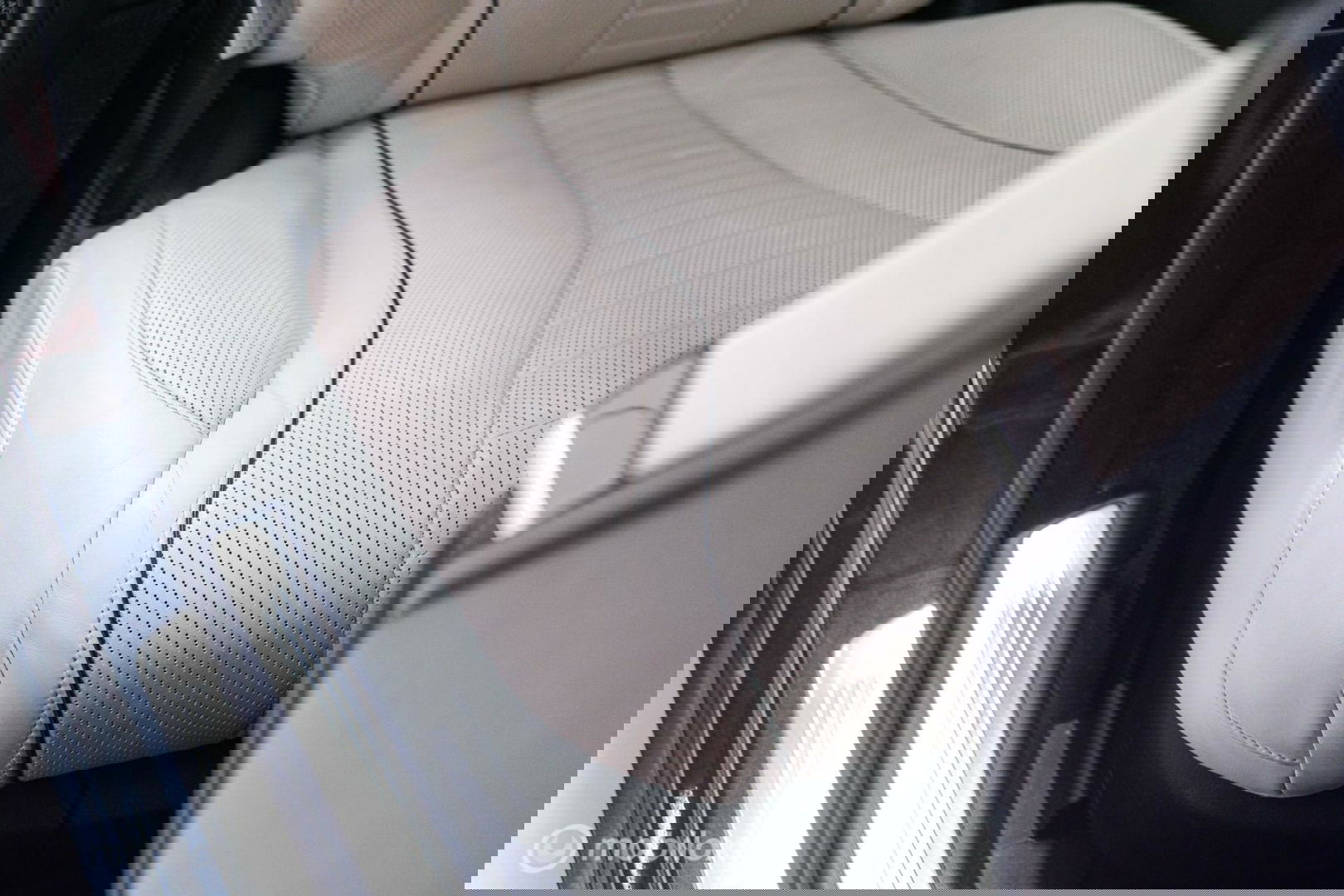 Mercedes-Benz S-Klasse 350 Prestige Plus | Massage | NAP NL auto | 2e eigenaar | Nightvision | Softclose | Burmester | Adaptive | Panorama | Trekhaak |