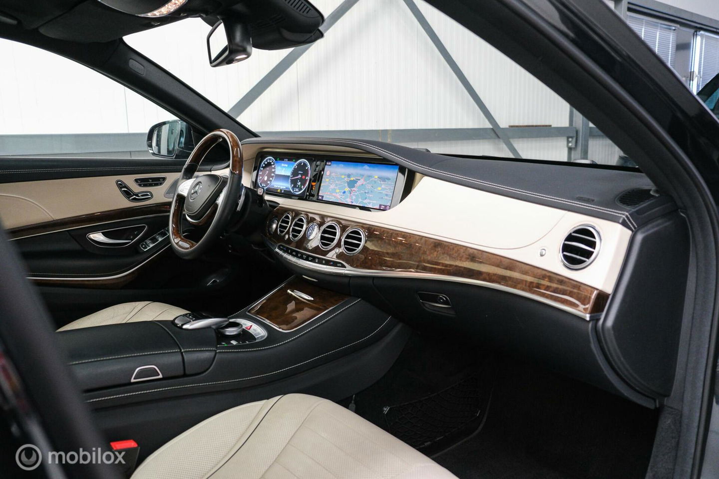 Mercedes-Benz S-Klasse 350 Prestige Plus | Massage | NAP NL auto | 2e eigenaar | Nightvision | Softclose | Burmester | Adaptive | Panorama | Trekhaak |