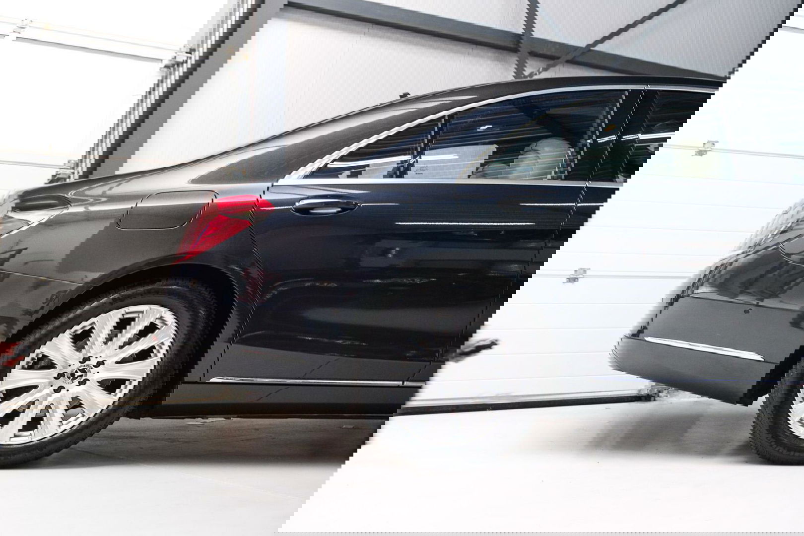 Mercedes-Benz S-Klasse 350 Prestige Plus | Massage | NAP NL auto | 2e eigenaar | Nightvision | Softclose | Burmester | Adaptive | Panorama | Trekhaak |