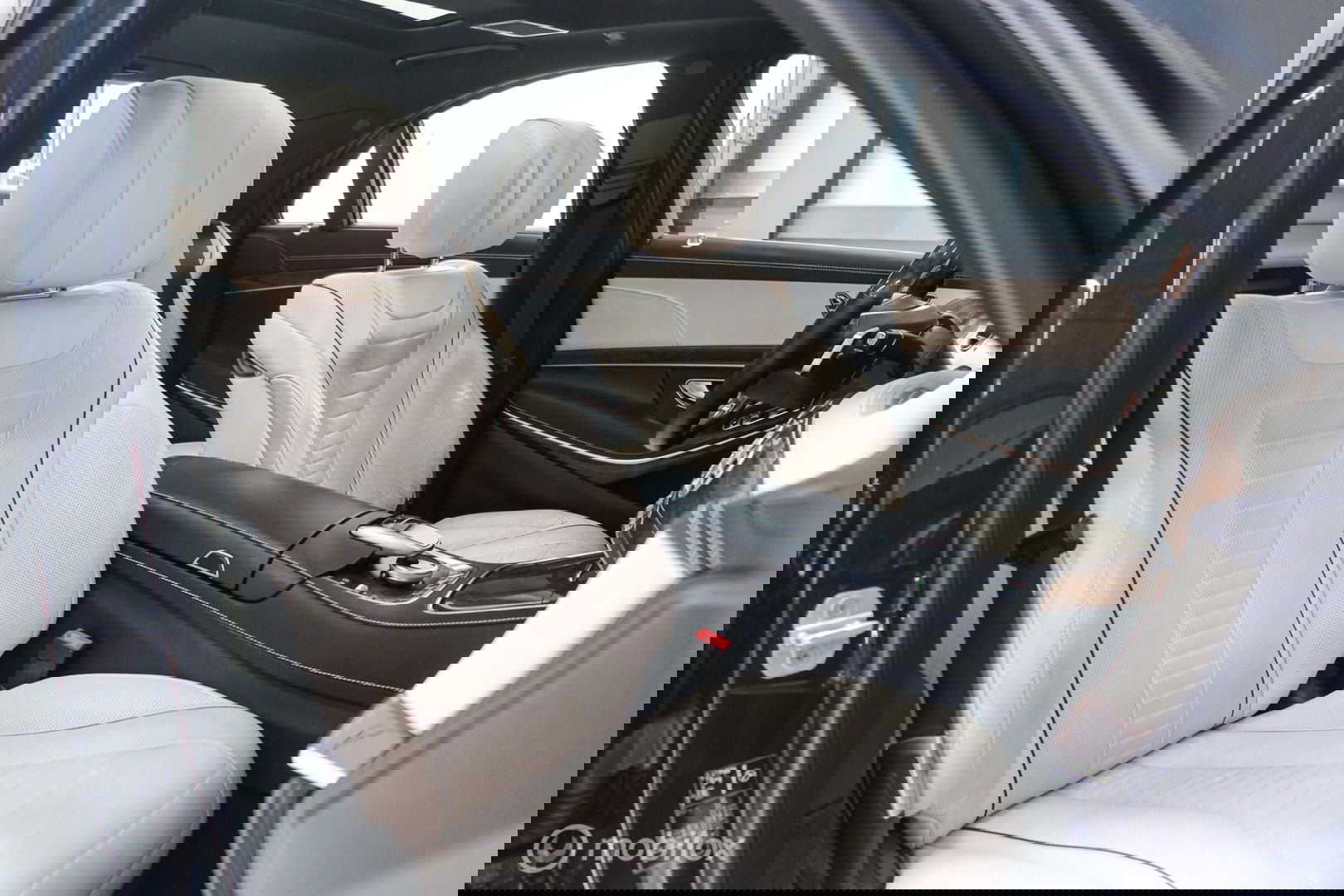 Mercedes-Benz S-Klasse 350 Prestige Plus | Massage | NAP NL auto | 2e eigenaar | Nightvision | Softclose | Burmester | Adaptive | Panorama | Trekhaak |