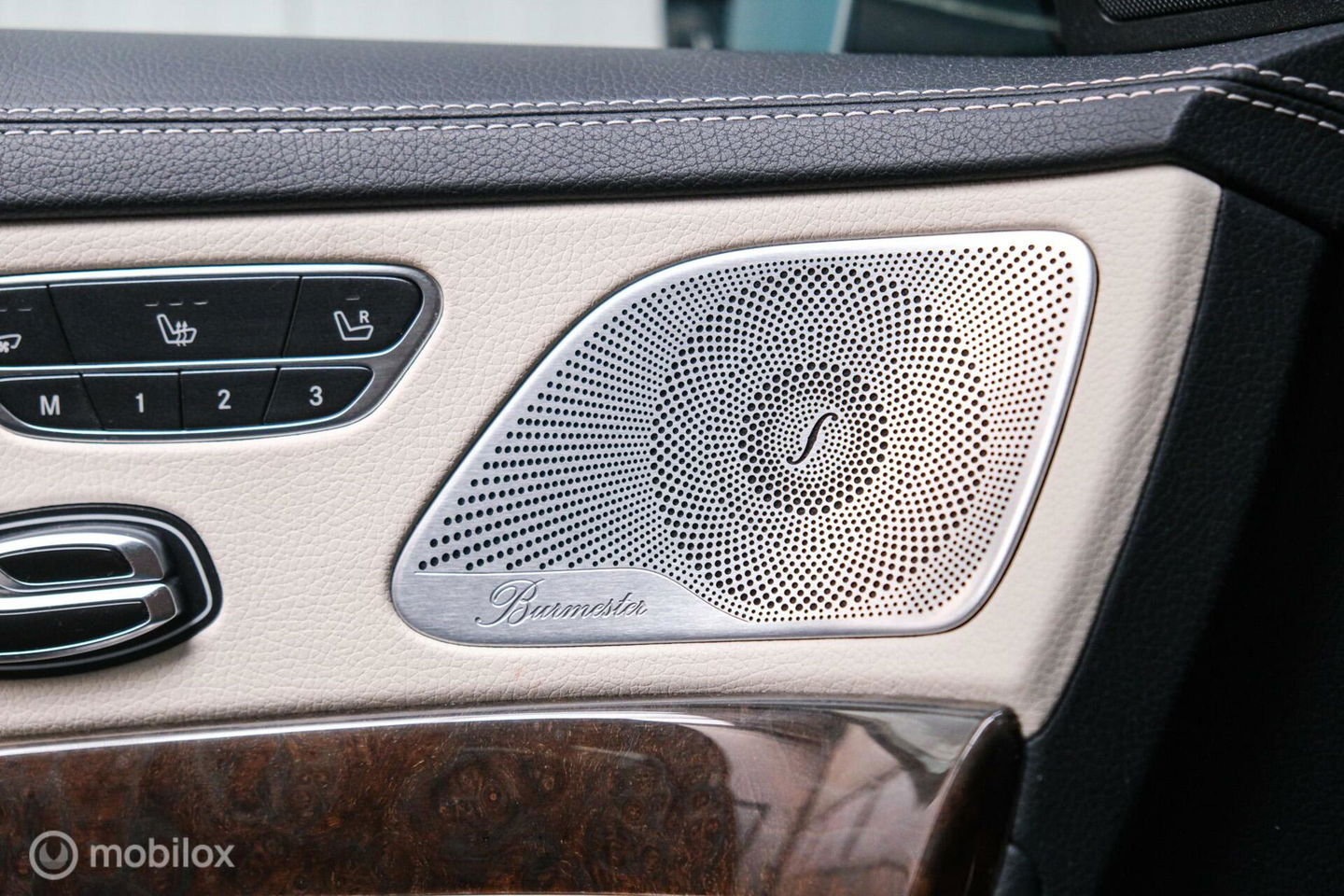 Mercedes-Benz S-Klasse 350 Prestige Plus | Massage | NAP NL auto | 2e eigenaar | Nightvision | Softclose | Burmester | Adaptive | Panorama | Trekhaak |