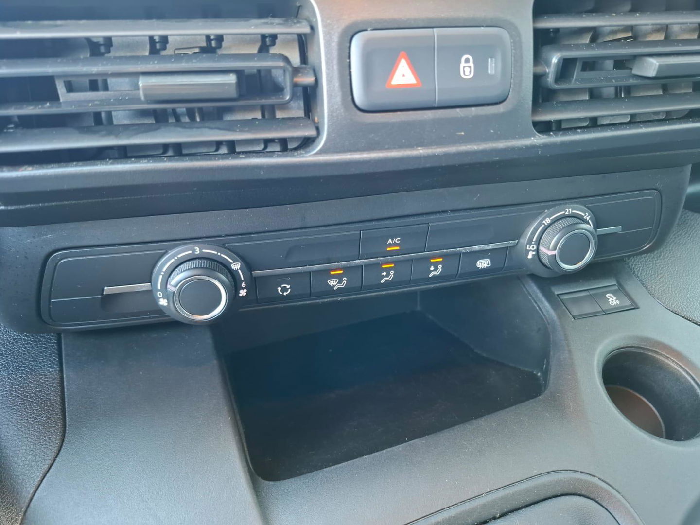 Opel Combo 1.6D L1H1 Edition AIRCO / CRUISE CONTROLE / EURO 6 / N.A.P
