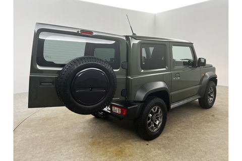 Suzuki Jimny 1.5 Style 4x4 AWD 4 Persoons Bullbar Clima Cruise Navi DAB+ 15"LMV Stoelverwarming