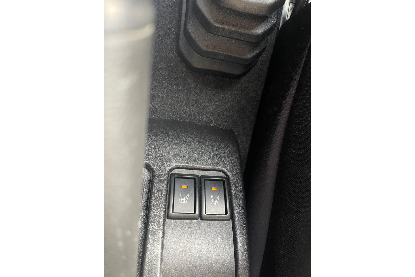 Suzuki Jimny 1.5 Style 4x4 AWD 4 Persoons Bullbar Clima Cruise Navi DAB+ 15"LMV Stoelverwarming