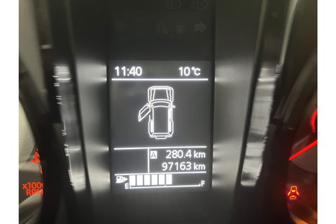 Suzuki Jimny 1.5 Style 4x4 AWD 4 Persoons Bullbar Clima Cruise Navi DAB+ 15"LMV Stoelverwarming