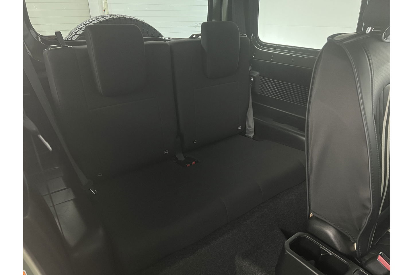 Suzuki Jimny 1.5 Style 4x4 AWD 4 Persoons Bullbar Clima Cruise Navi DAB+ 15"LMV Stoelverwarming