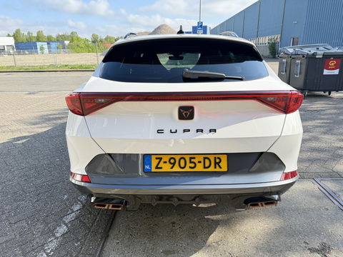 CUPRA Formentor 1.4 e-Hybrid VZ Copper Edition Pano l Camera l 19 inc l rijklaarprijs