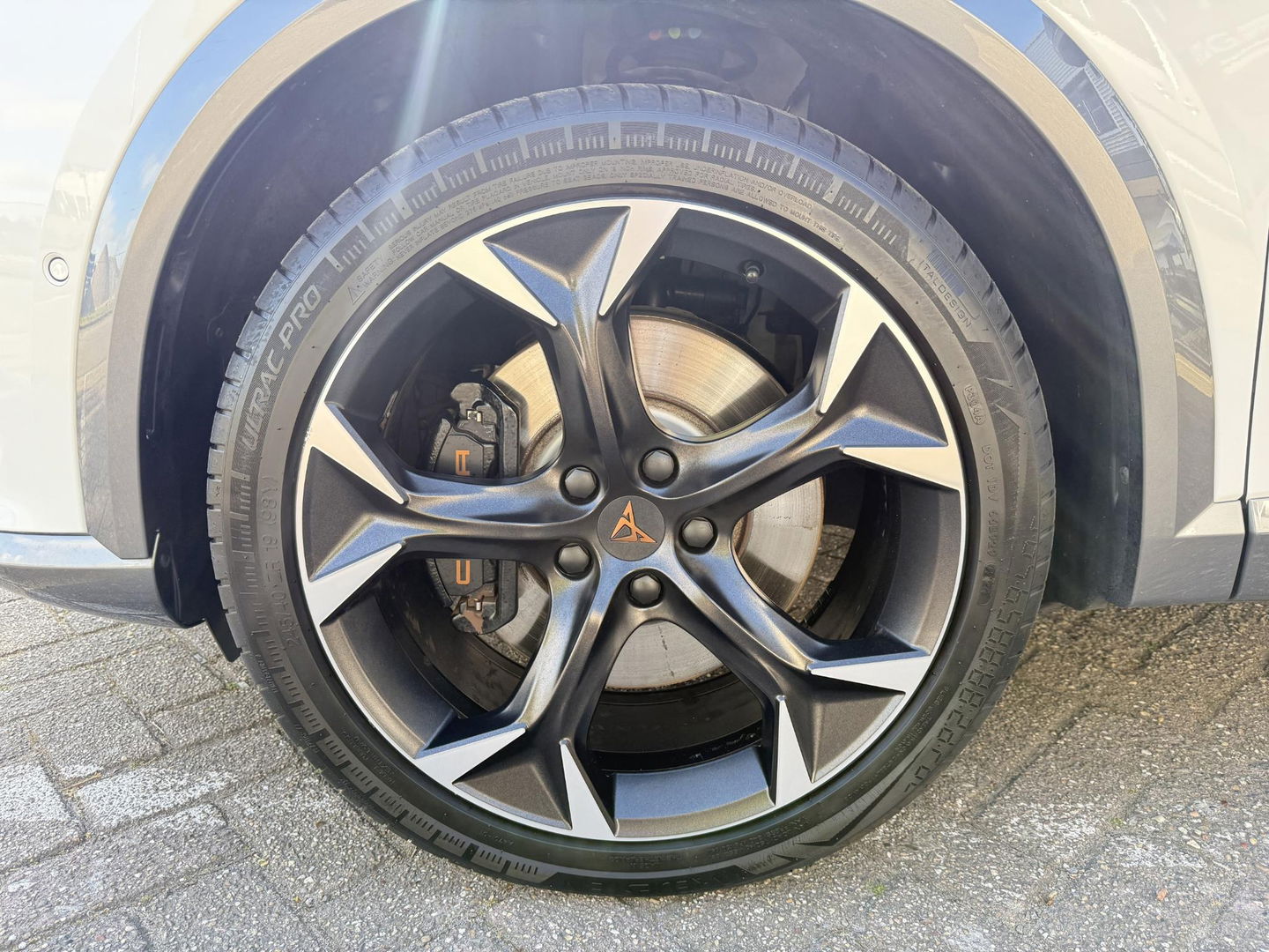 CUPRA Formentor 1.4 e-Hybrid VZ Copper Edition Pano l Camera l 19 inc l rijklaarprijs