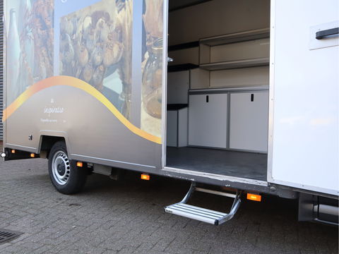 Volkswagen Crafter 35 2.0 TDI 177 pk DSG Verkoopwagen - camper- Foodtruck