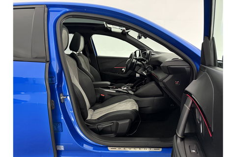 Peugeot 208 1.2 PureTech GT Pack 131PK 360Camera Pano Sfeerverl. Carplay LED Virtual Clima Cruise Navi PDC 17''LMV