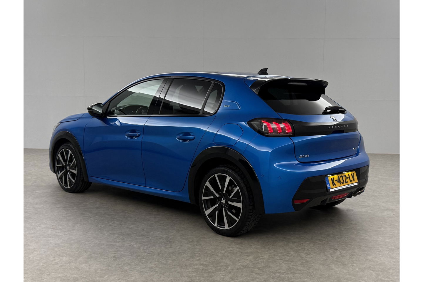 Peugeot 208 1.2 PureTech GT Pack 131PK 360Camera Pano Sfeerverl. Carplay LED Virtual Clima Cruise Navi PDC 17''LMV