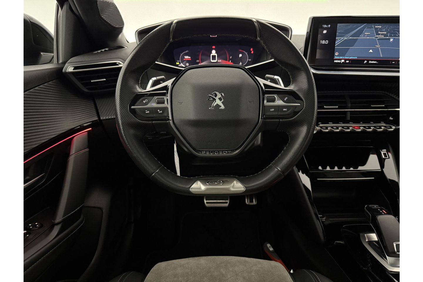 Peugeot 208 1.2 PureTech GT Pack 131PK 360Camera Pano Sfeerverl. Carplay LED Virtual Clima Cruise Navi PDC 17''LMV