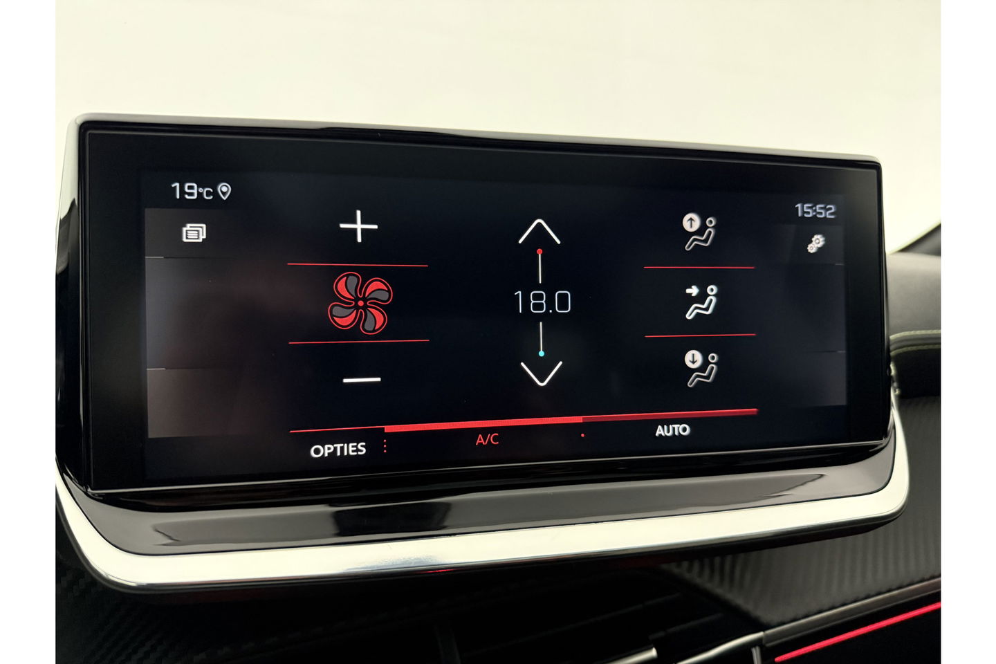 Peugeot 208 1.2 PureTech GT Pack 131PK 360Camera Pano Sfeerverl. Carplay LED Virtual Clima Cruise Navi PDC 17''LMV